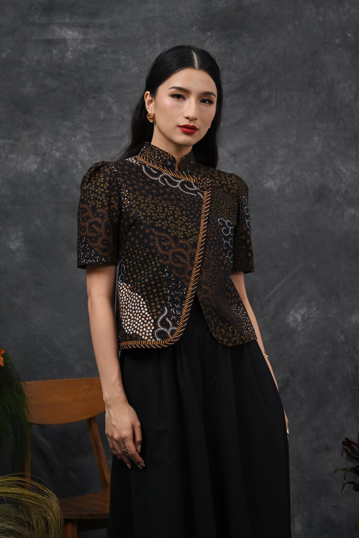 Cahaya Short Encim T6261