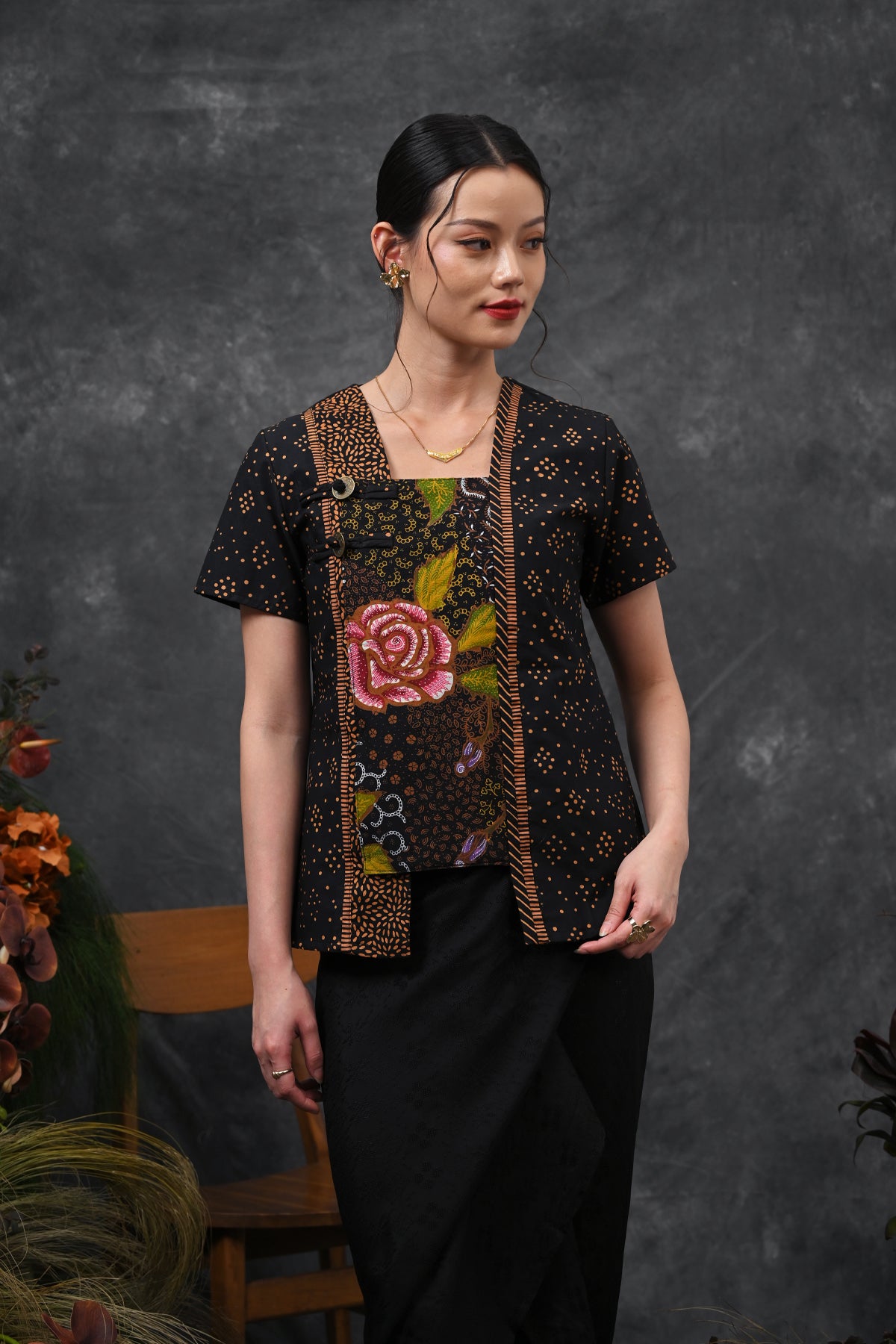 Kebaya Dwika Encim Cemani T6212