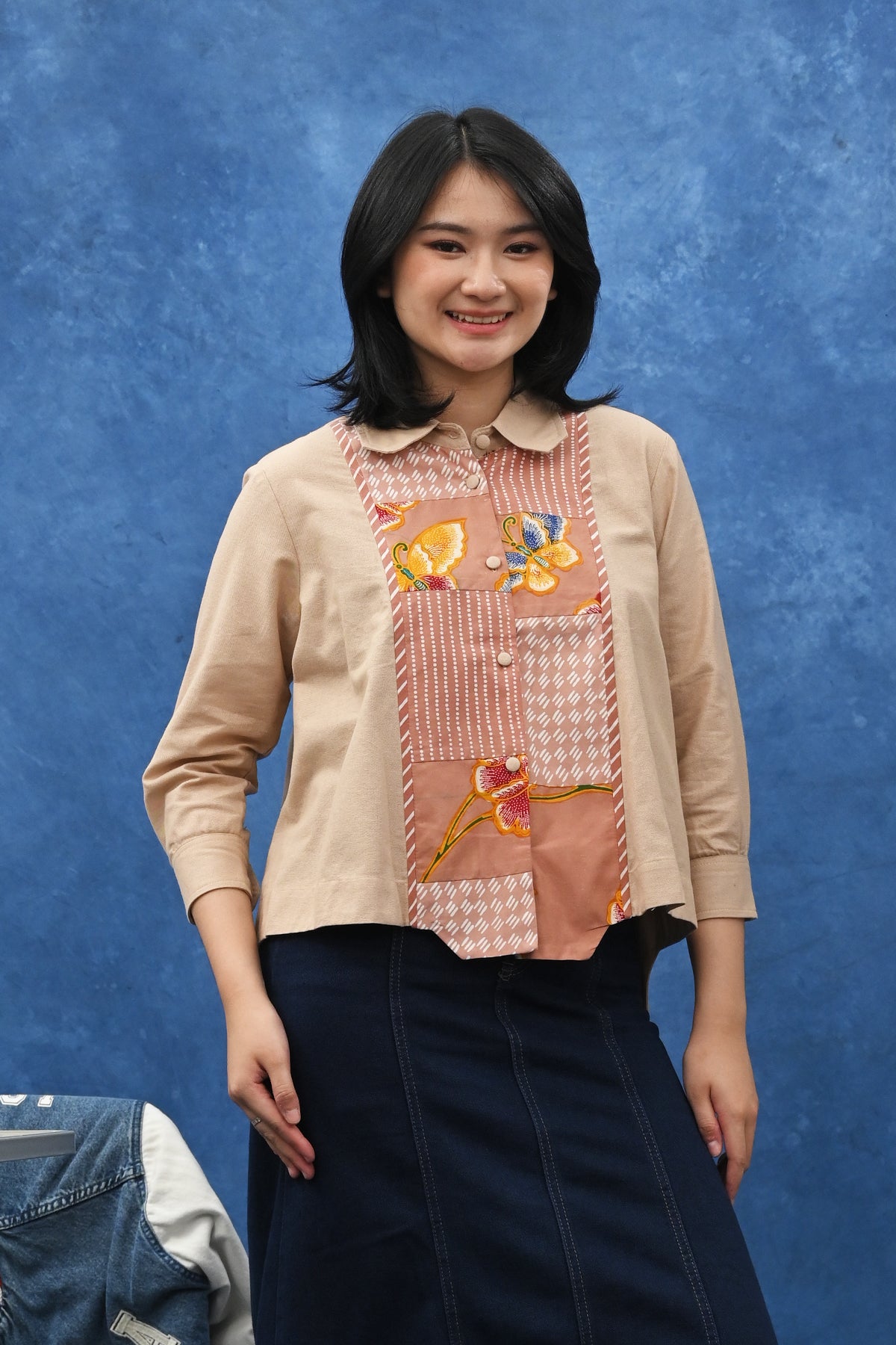 Adamite Brown PART0456