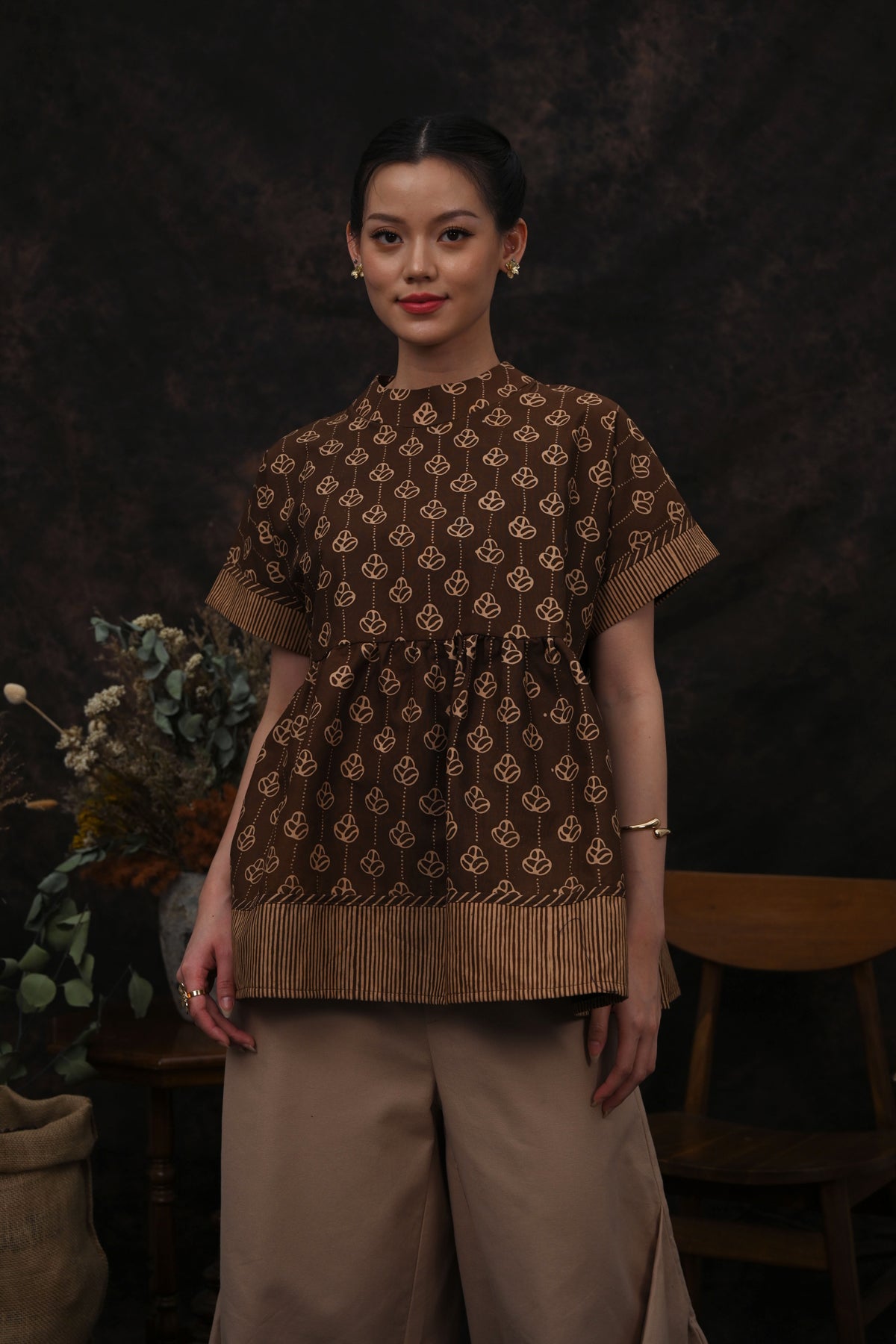 Nyiur Short Garut Kopi T6268