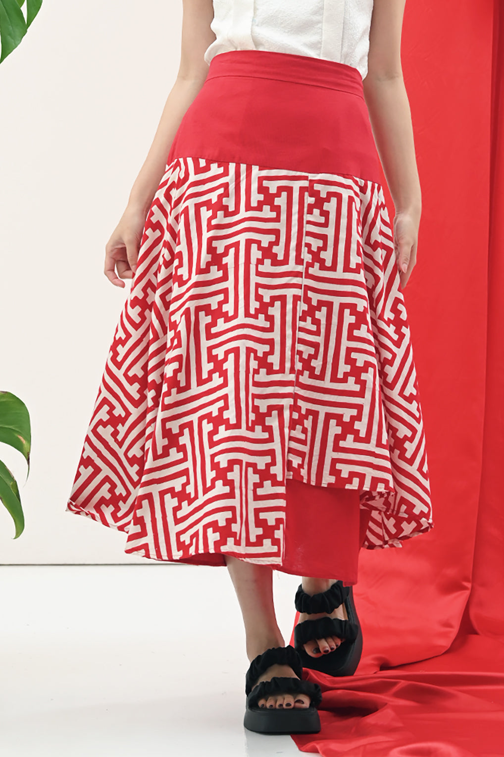 Mahardika Skirt Merah Putih P0227