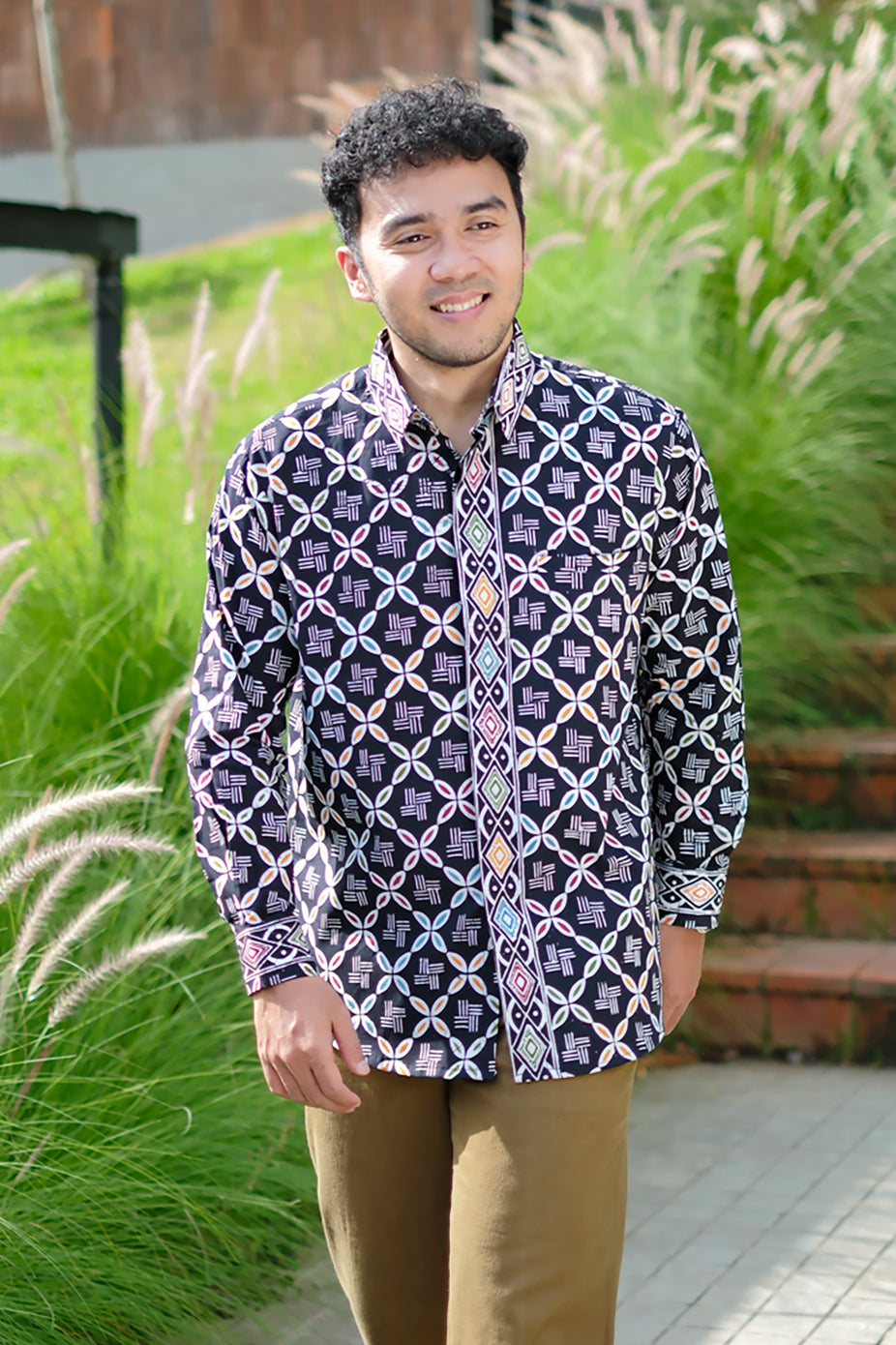 Banara Wonogiren Black L0145