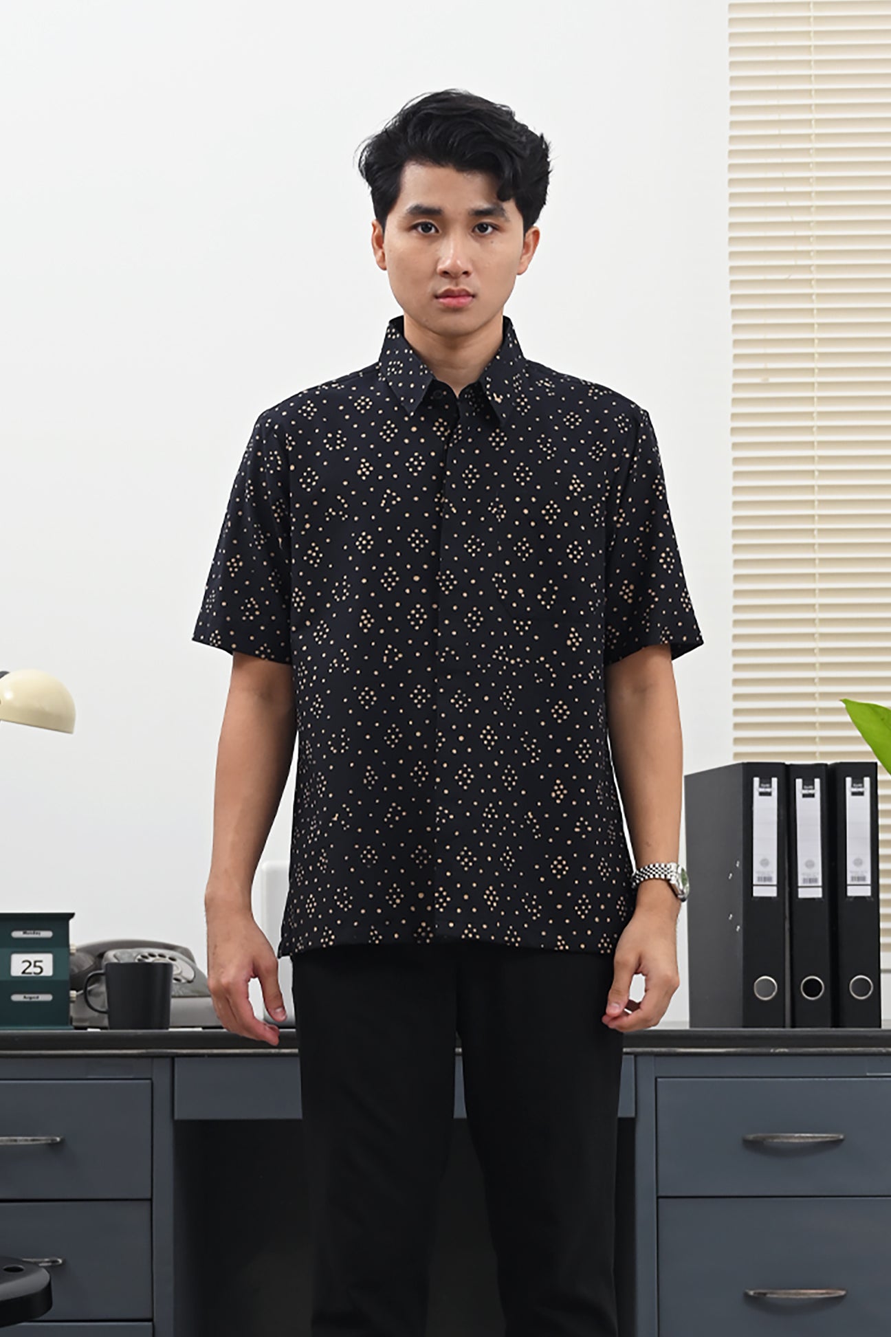 Adhikari Garut Black M0335