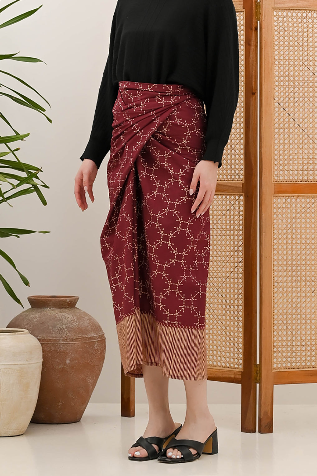 Lilit Skirt Garut Red P0474