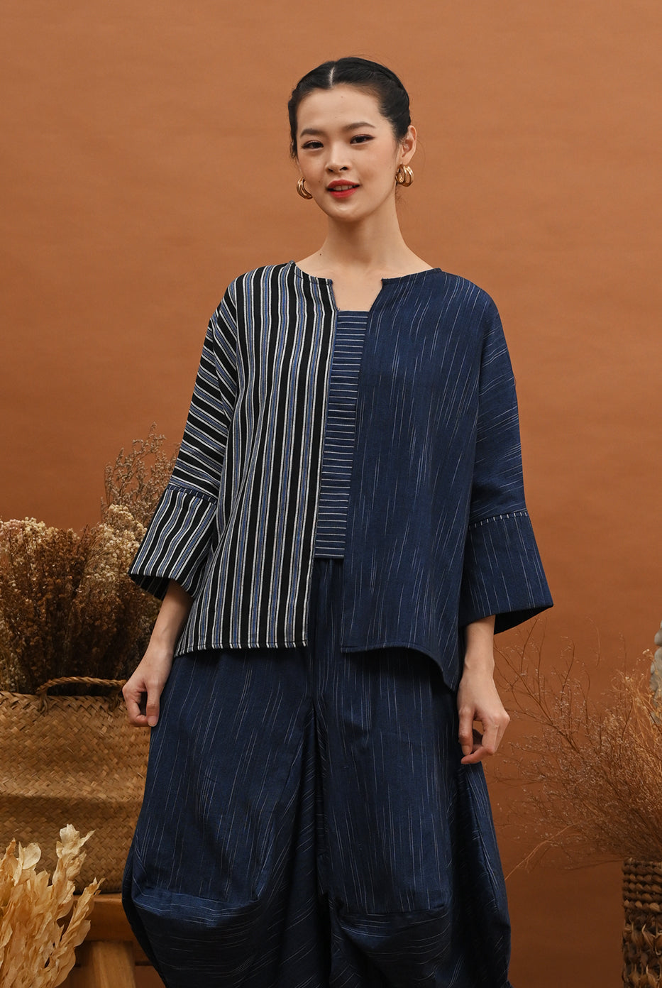 Miki Lurik Kartini T2854