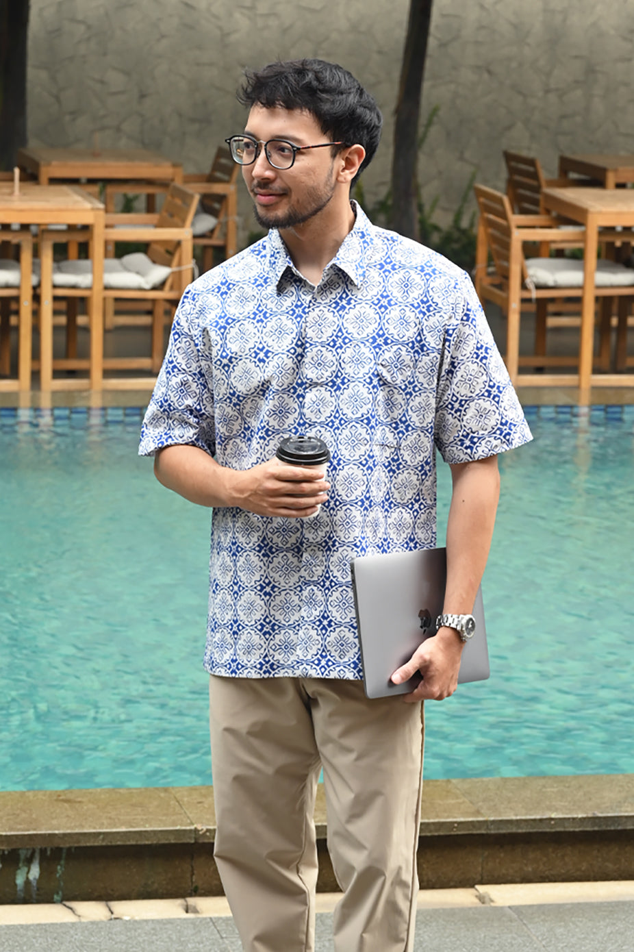 Jlamprang Whiteblue Short M0308