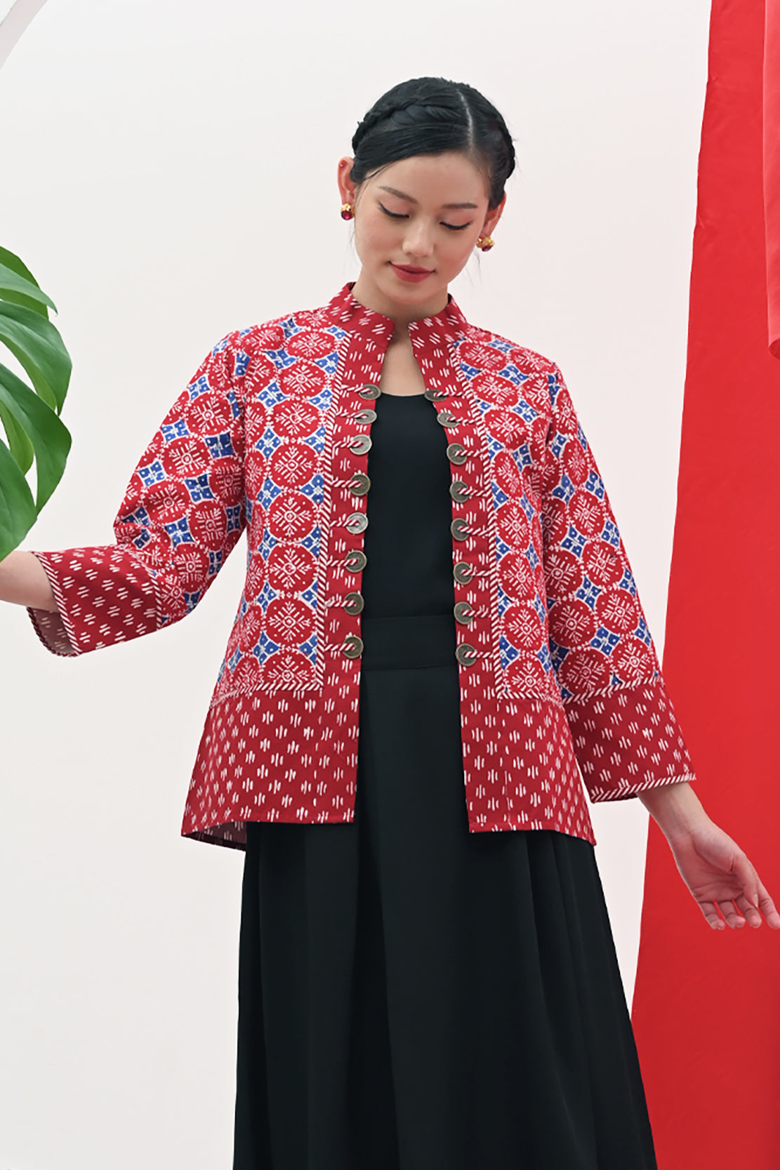 Jenny Jlamprang T3124