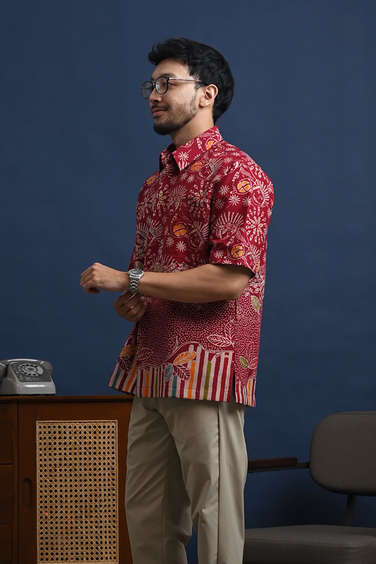 Betawi Red Short M0302