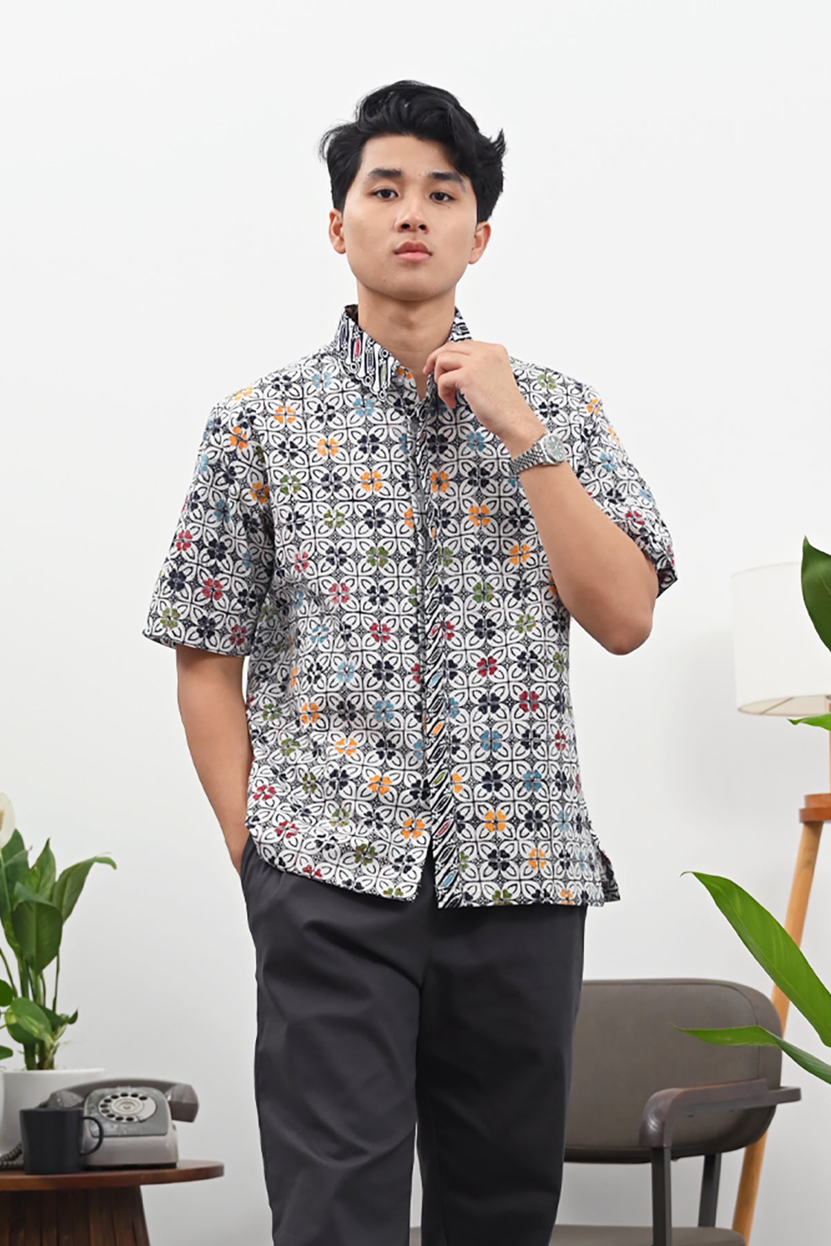 Joao Wonogiren Short M0357
