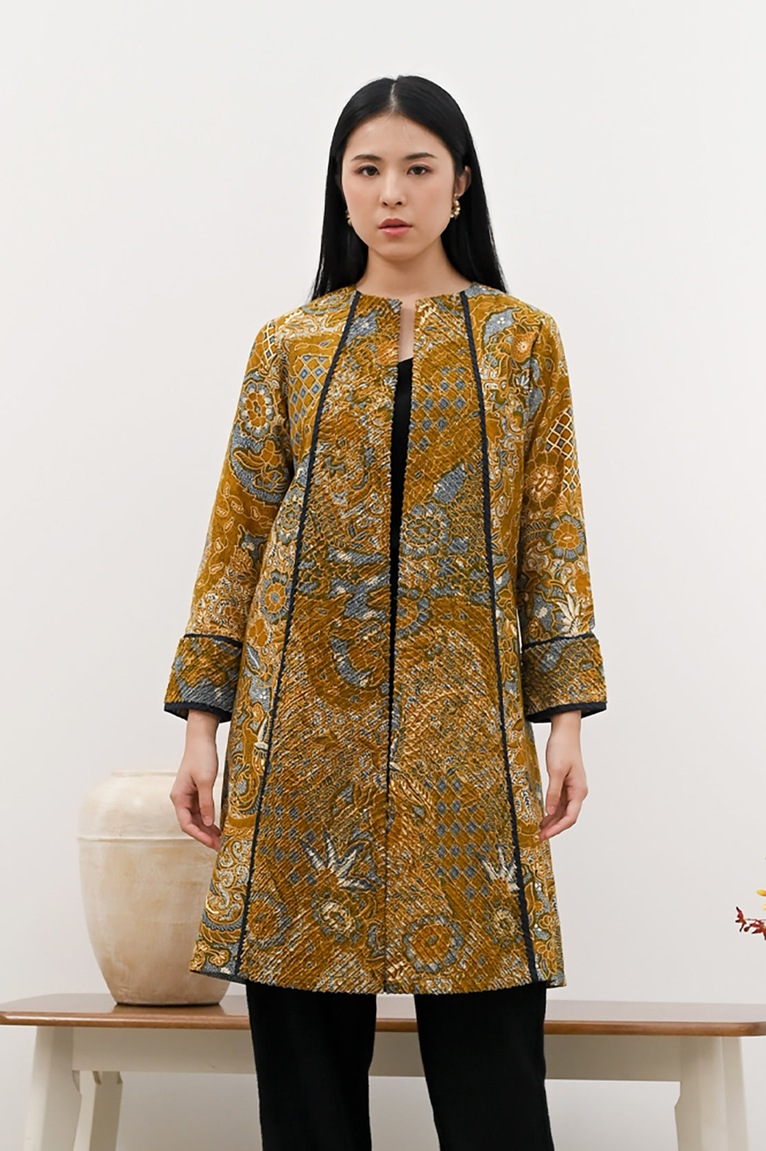 Outer Amasti Rmb T3979