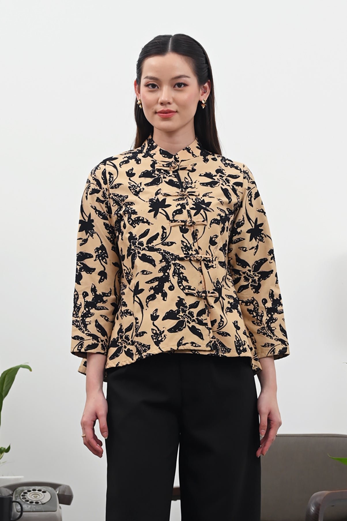 Vivi Wonogiren T4563