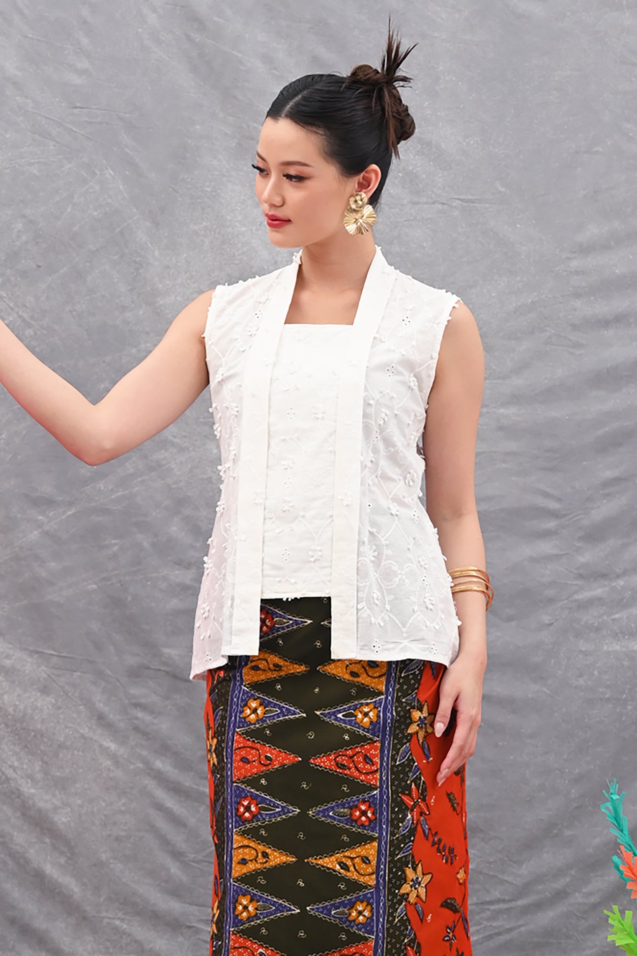 Kebaya Sleveless Basic T4177