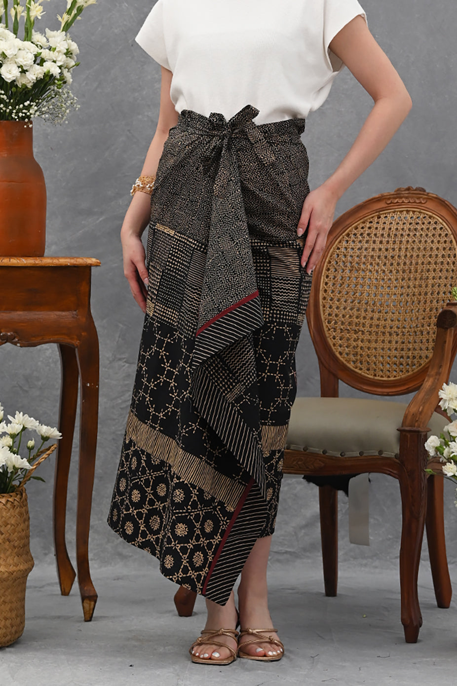 Lilit Skirt Garut Black P0476