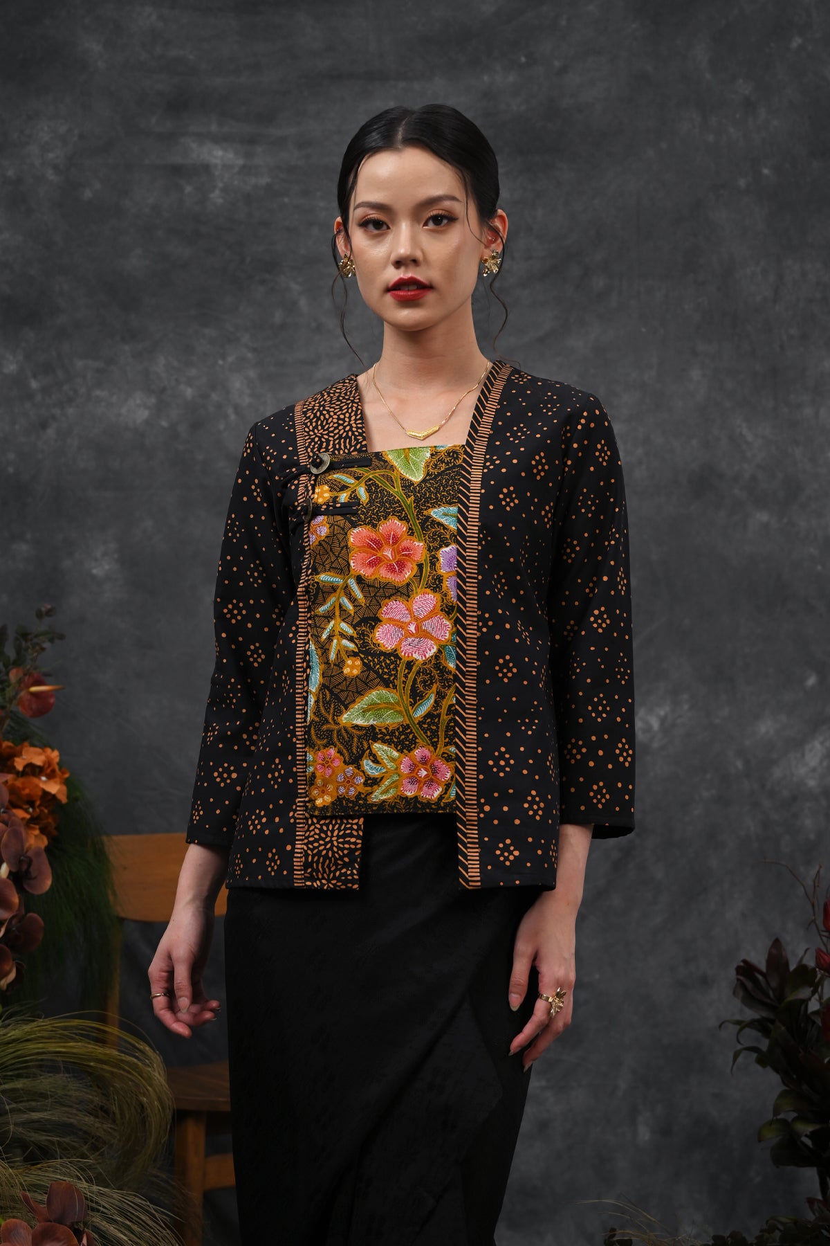 Kebaya Dwika Encim Cemani T6144