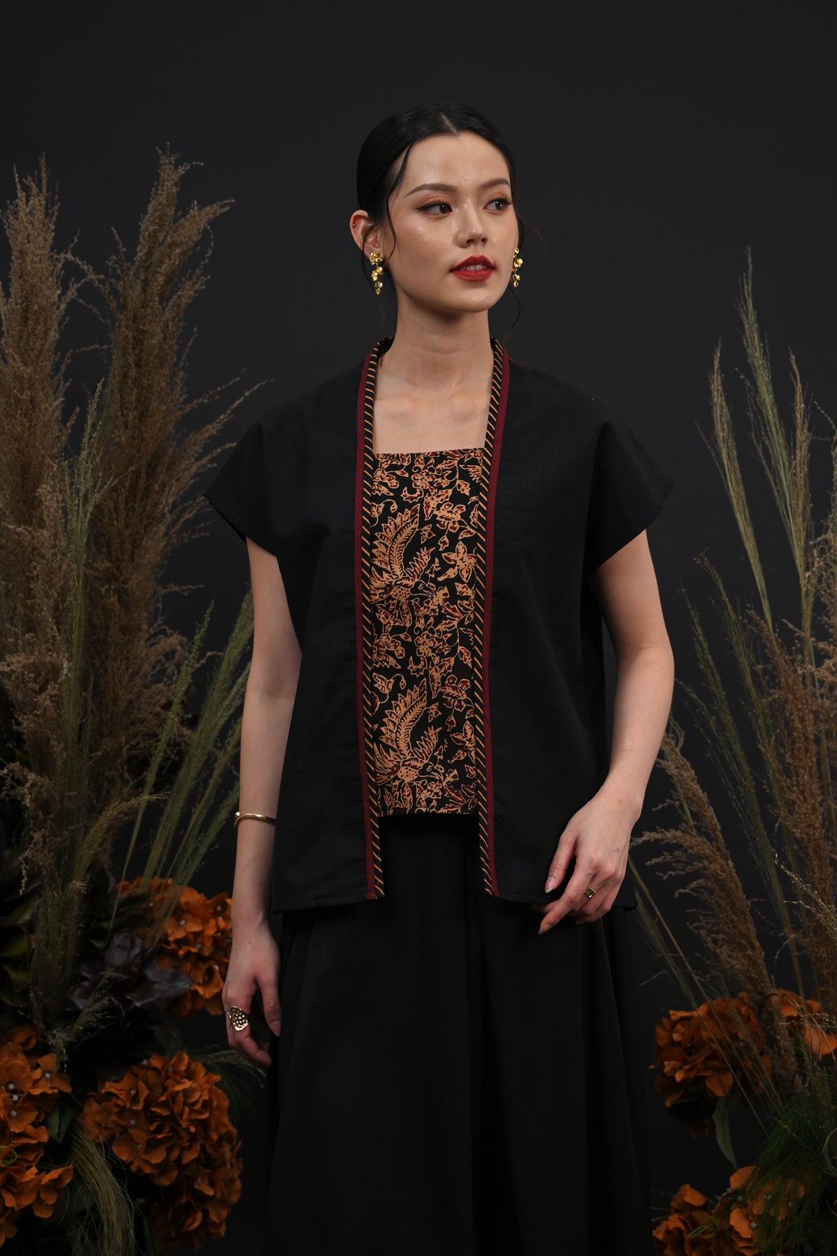 Kebaya Dhini Sembagi Cirebon T6134