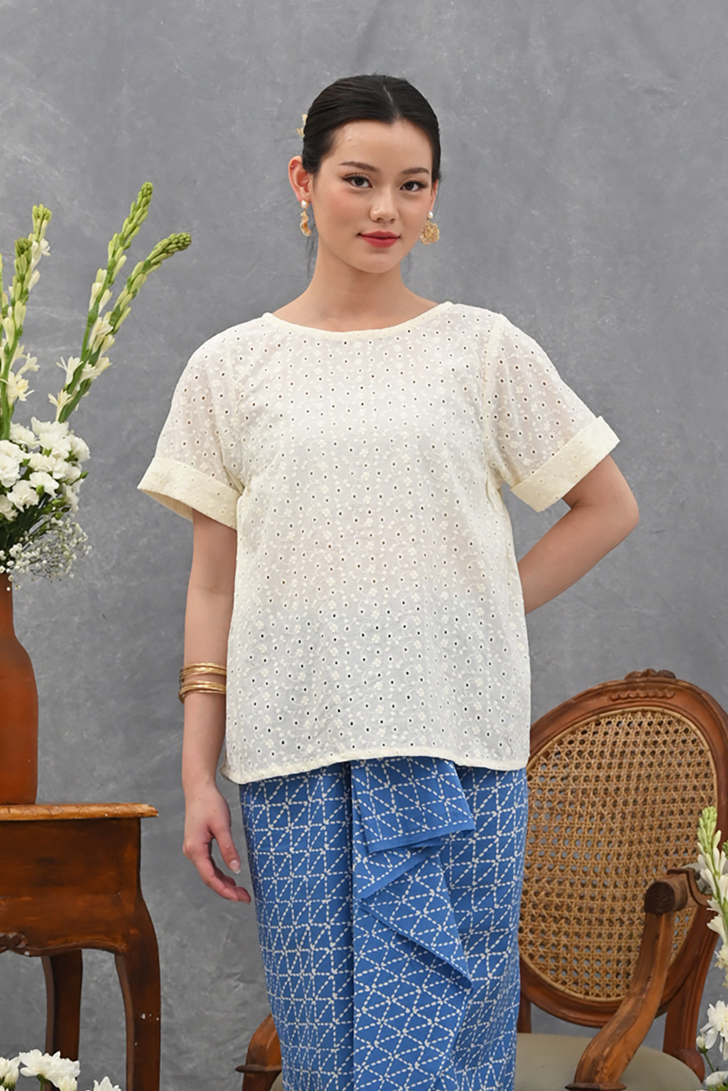 Libra Basic White T3983