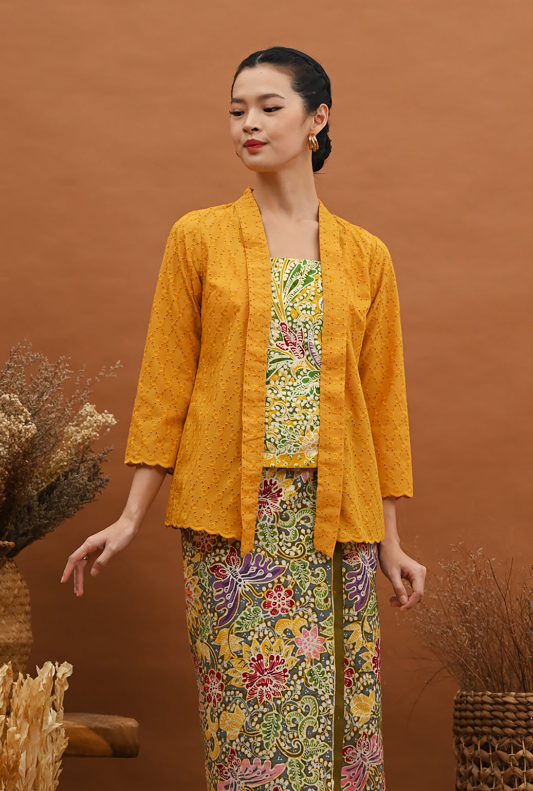 Kebaya Kartini Yellow Lasem T2862