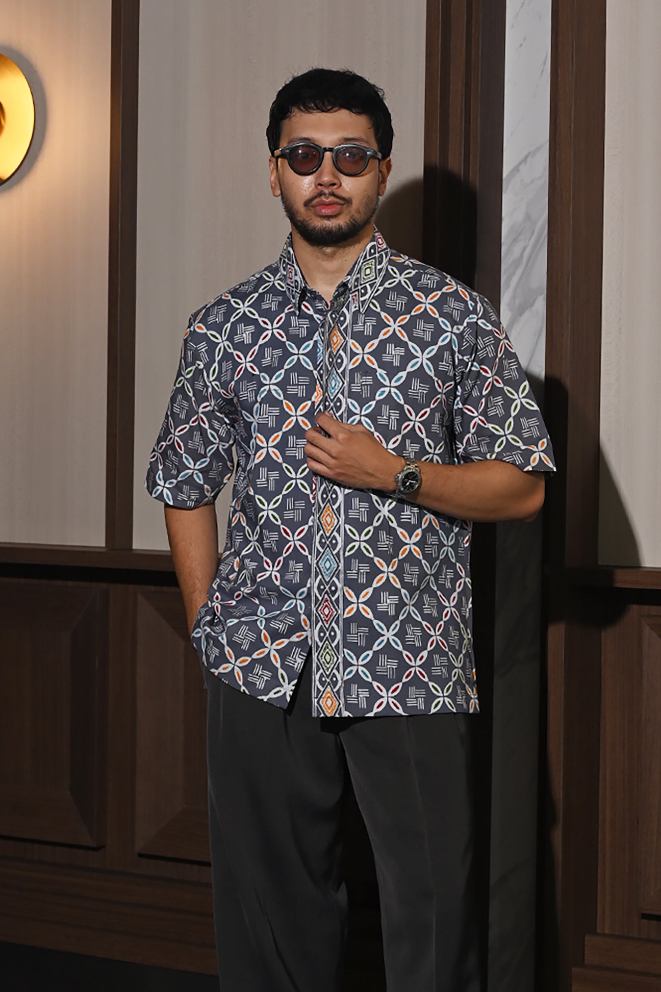 Banara Wonogiren Grey Short M0286