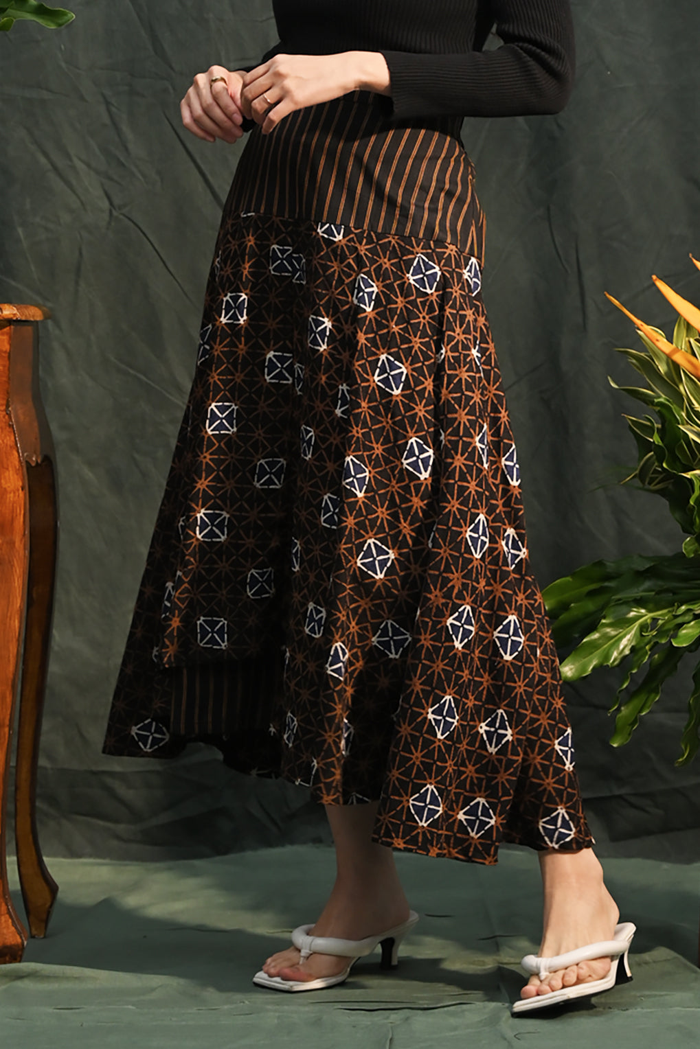 Nirmala Dobi Sogan P0238