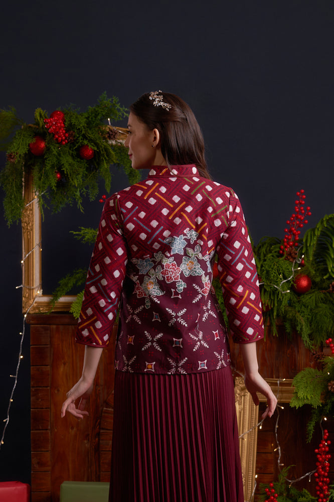 Laura Noel Wng T2528