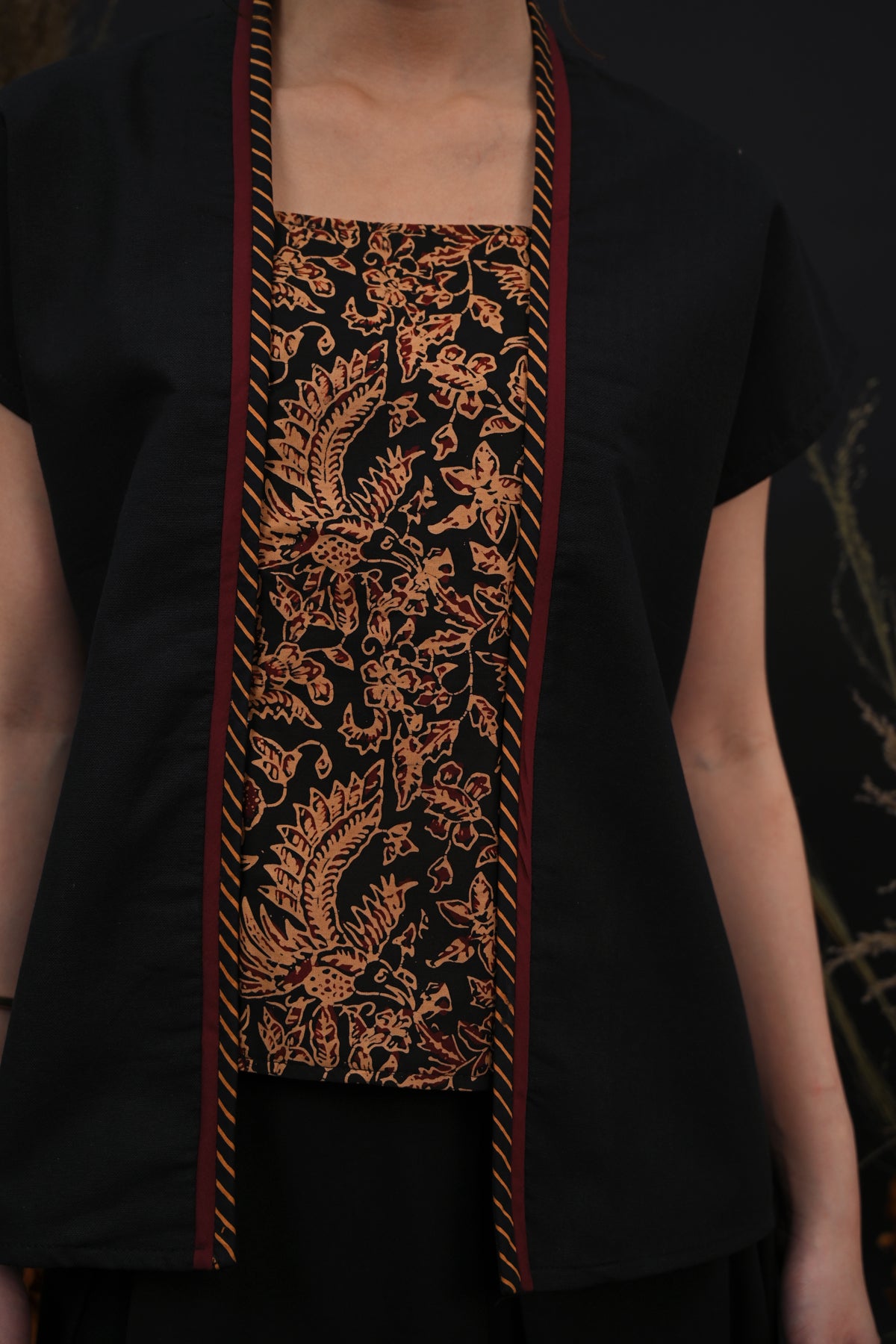 Kebaya Dhini Sembagi Cirebon T6134