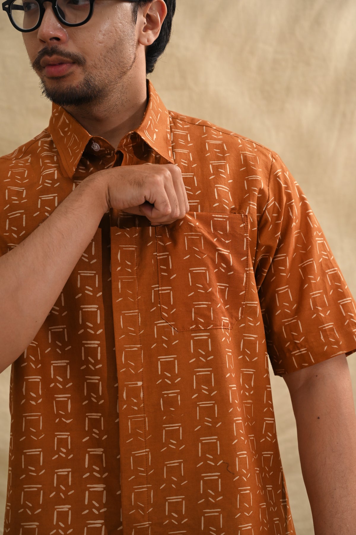 Upsilon Harmoni Turmeric Short M0363