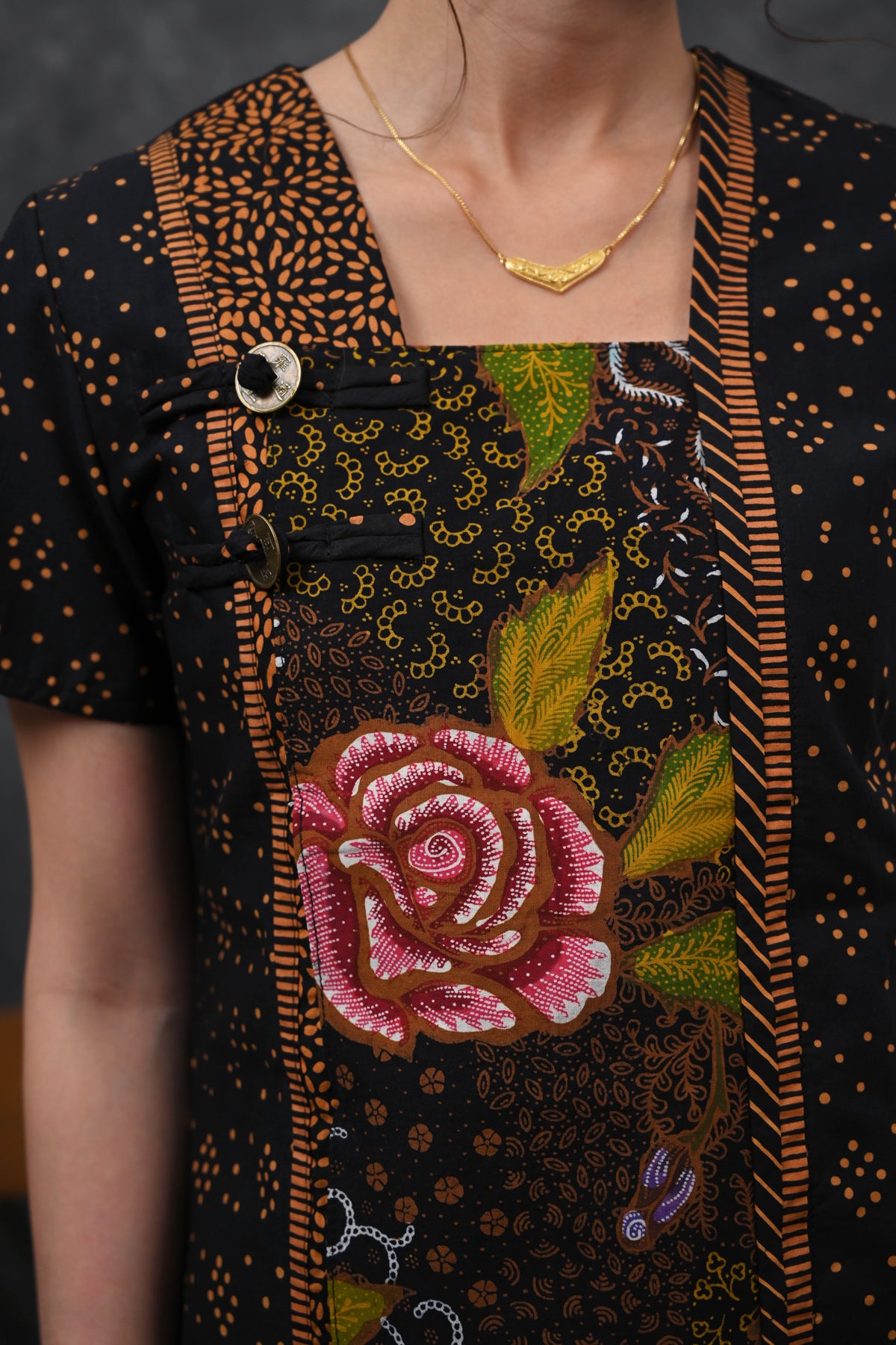 Kebaya Dwika Encim Cemani T6212