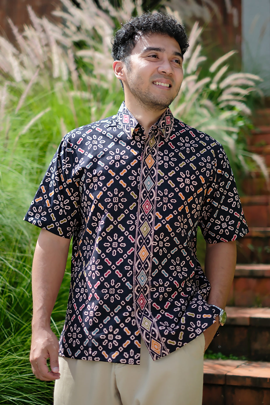 Bayu Wonogiren Black Short M0291
