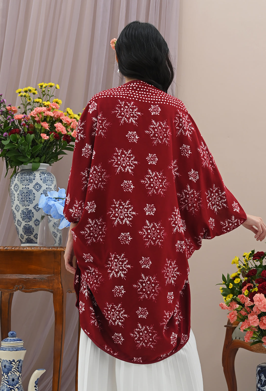 Noel Outer Rayon Red T2623