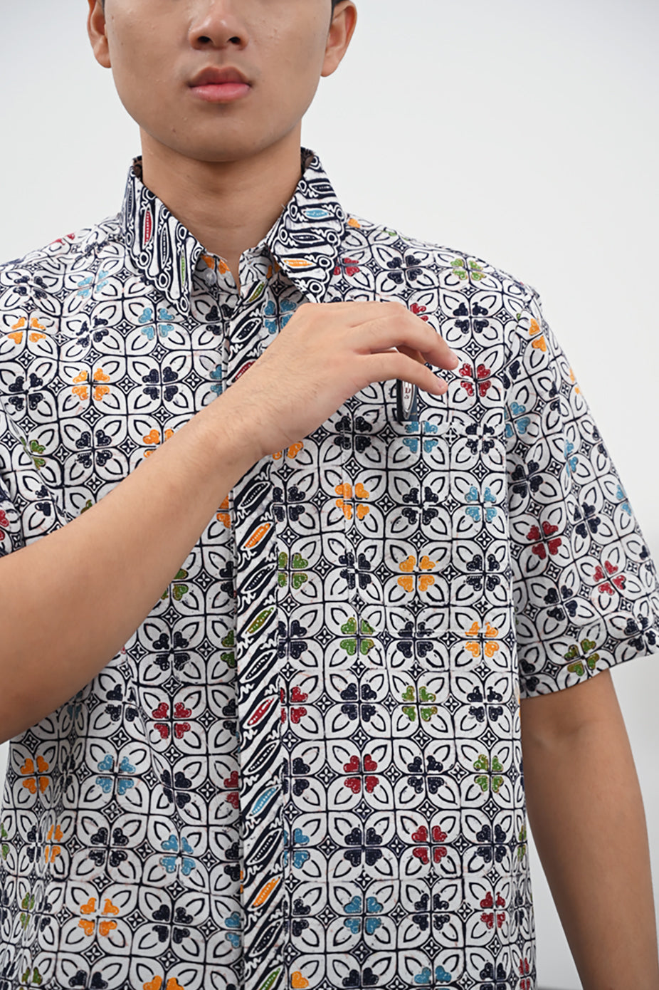 Joao Wonogiren Short M0357