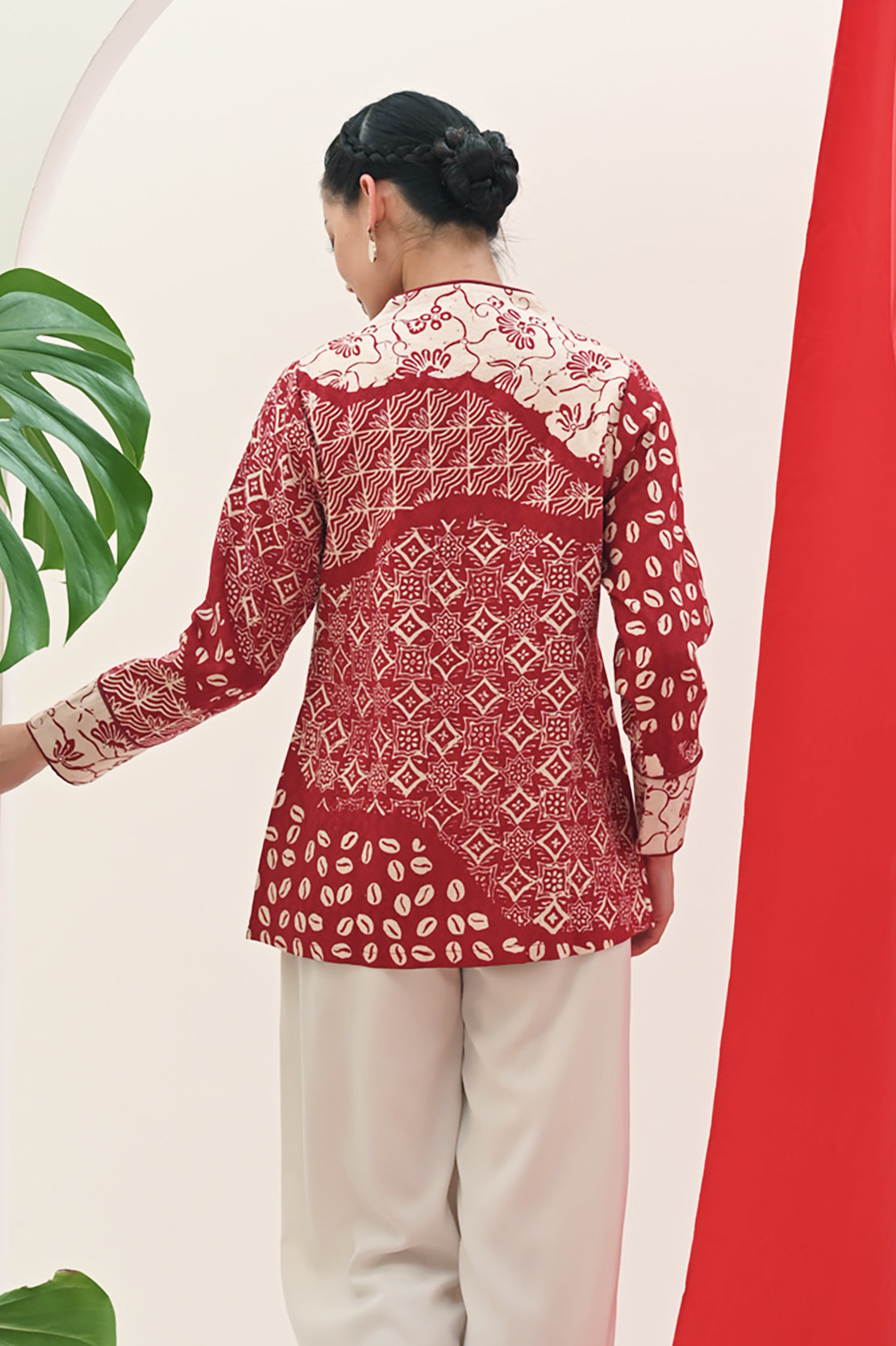 Ukir Dobi Merah Putih T3094