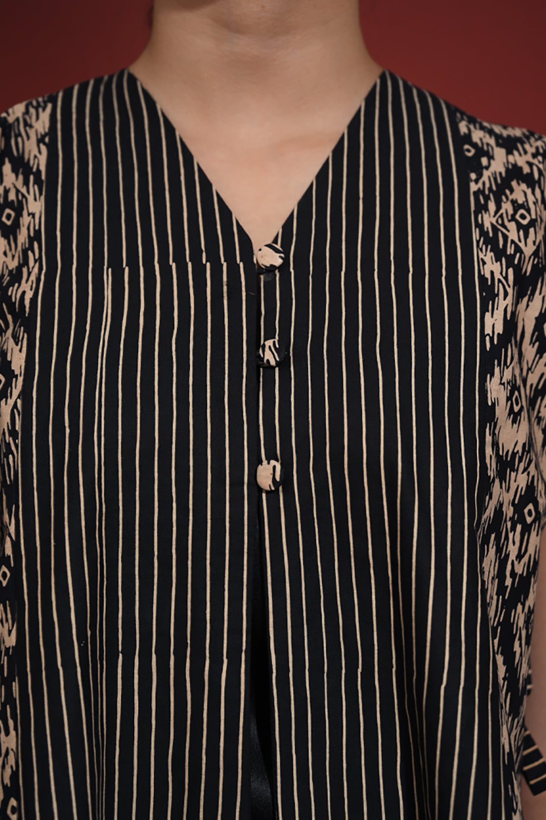 Chelsea Vest Black T3314
