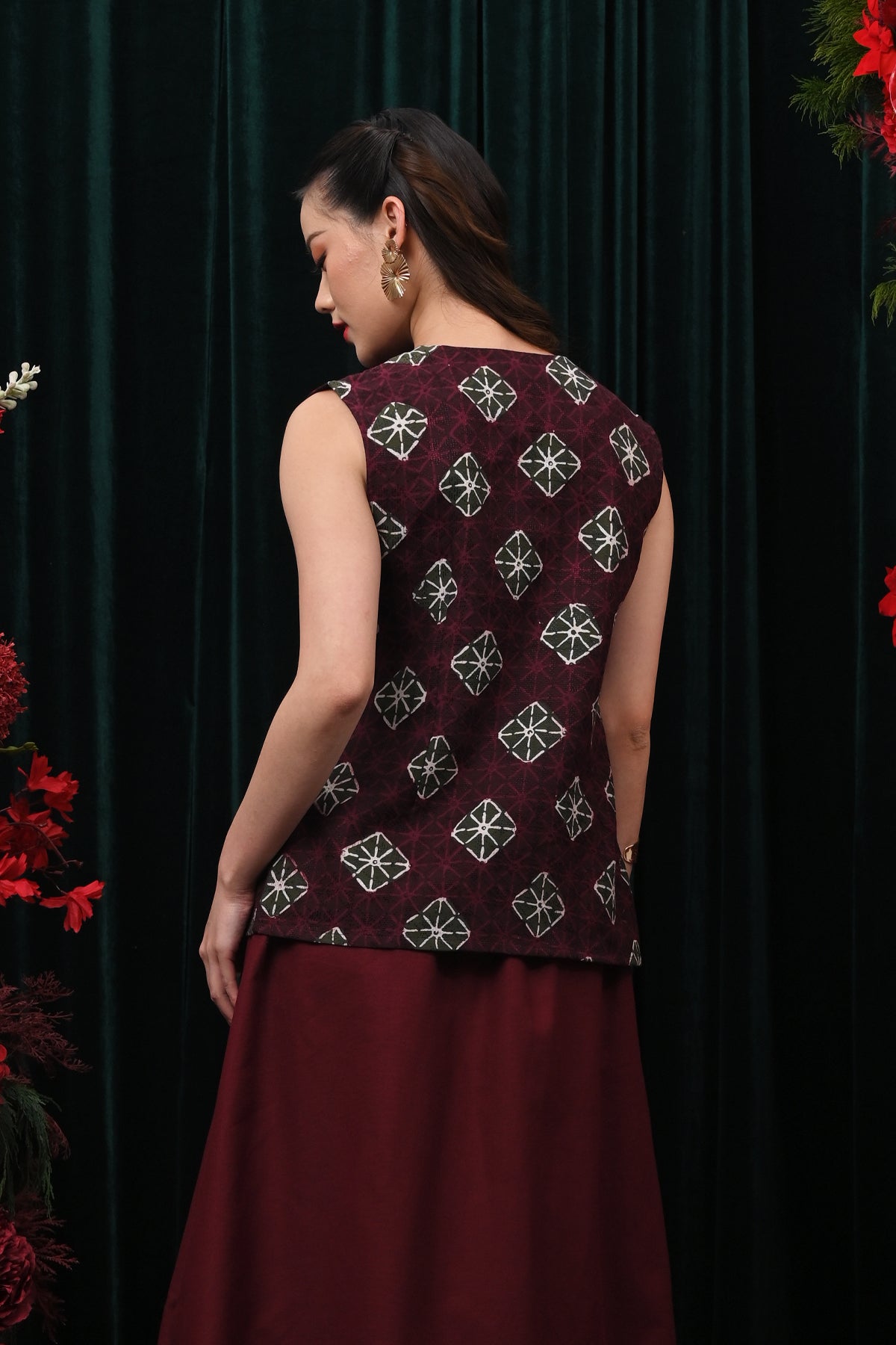 Kebaya Sleeveless Dobi Cirebon T4988