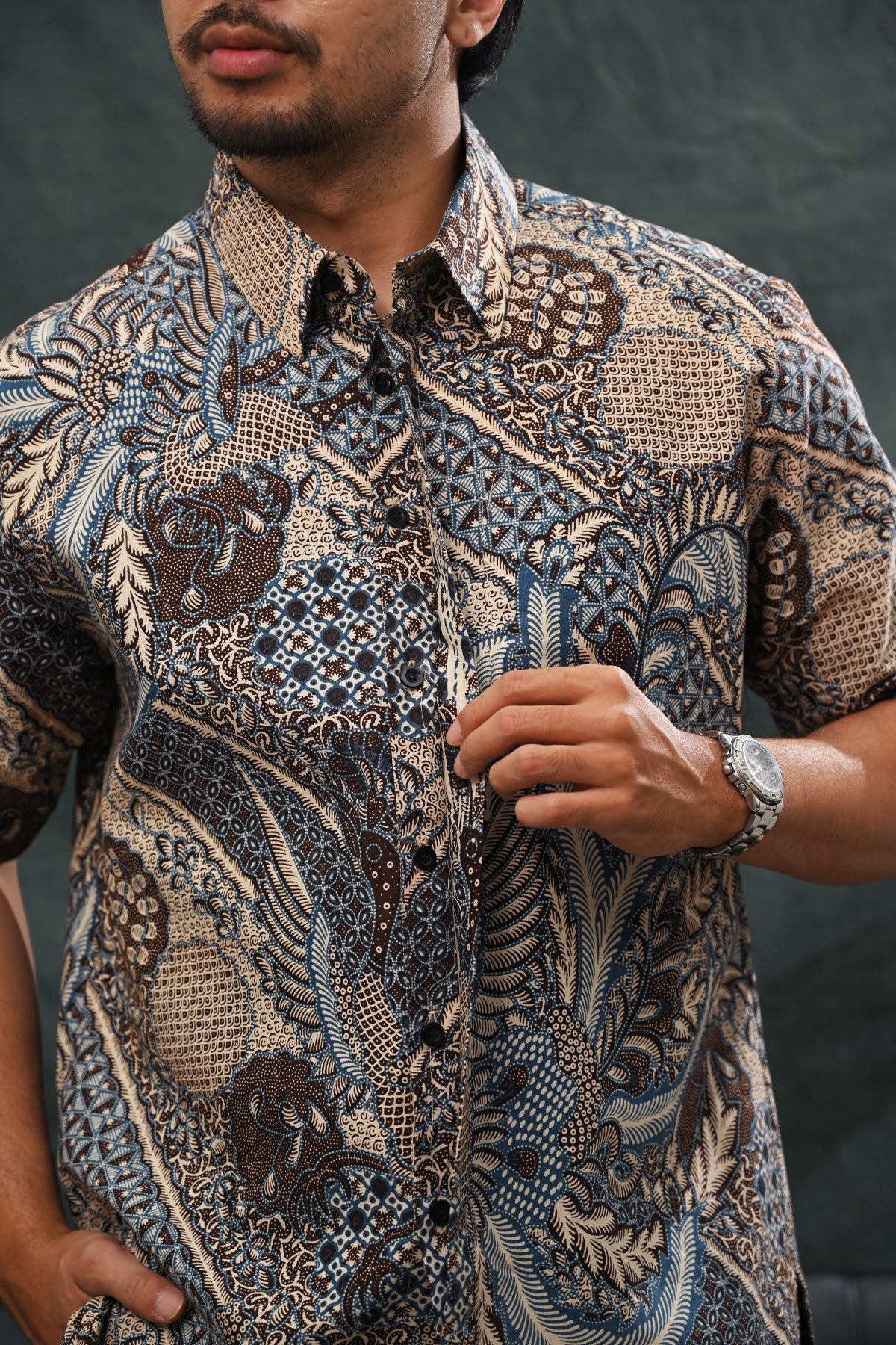 Basuki Indigo Short M0376