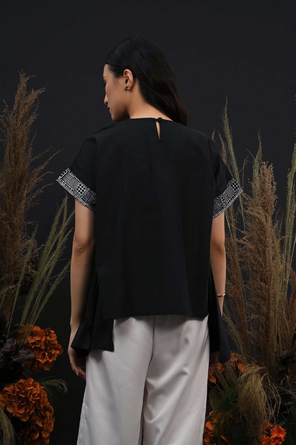 Brise Black PART0523