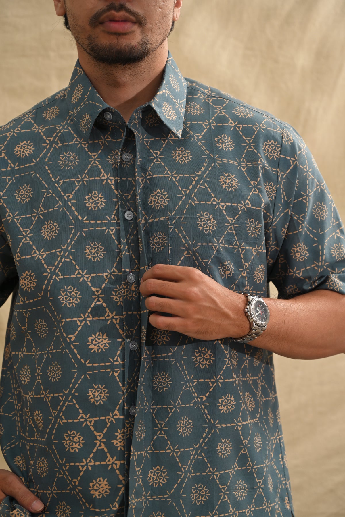 Hexagon Short Garut M0370