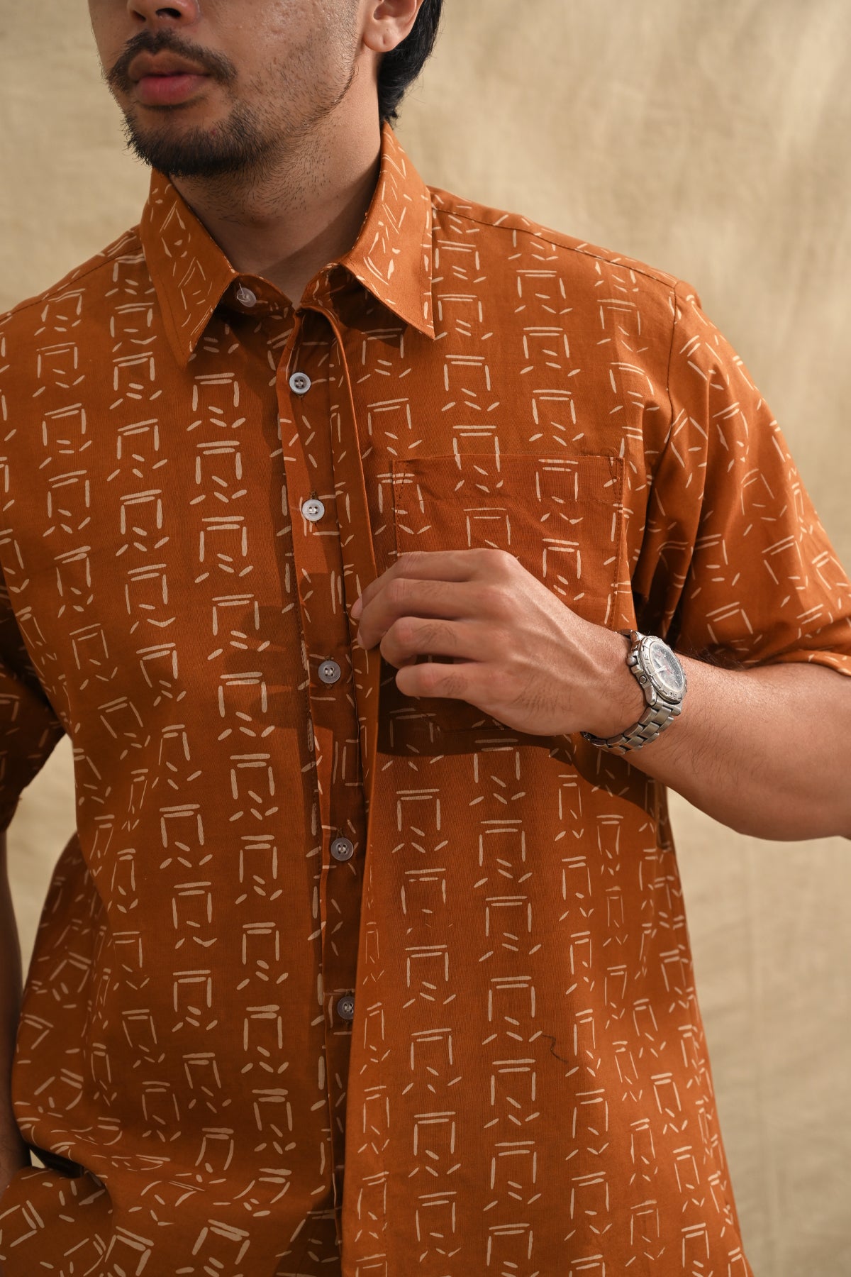 Upsilon Harmoni Turmeric Short M0363