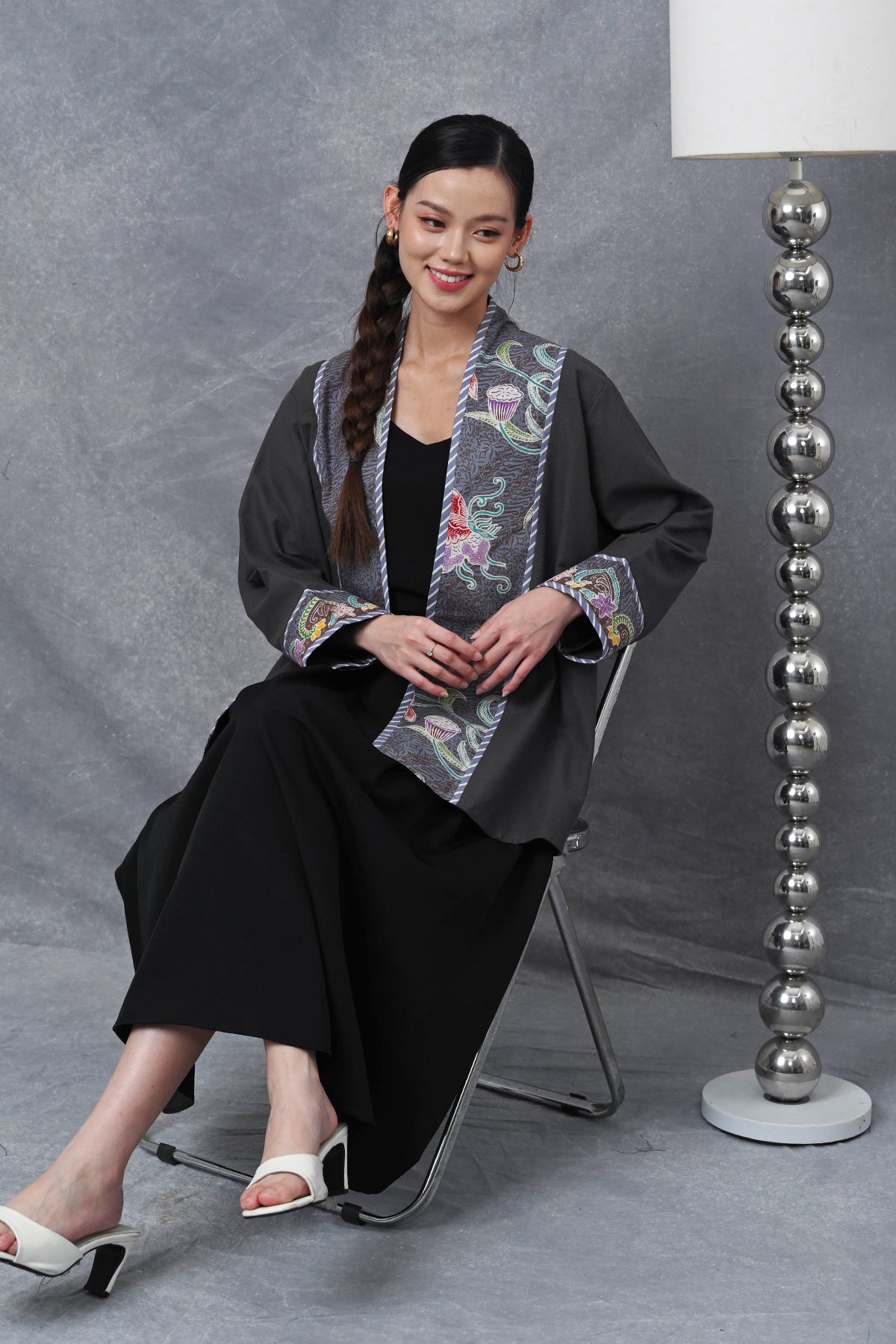 Outer Naru Grey PART0597