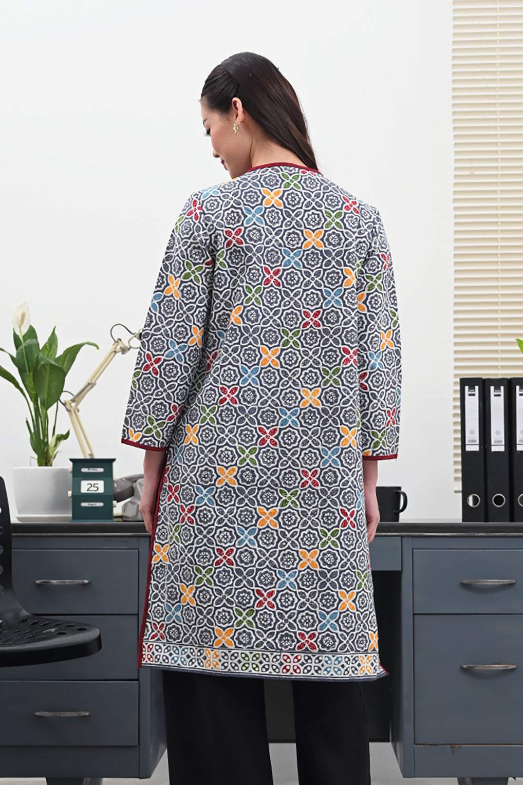 Ayala Wonogiren T4569