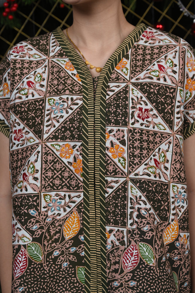 Dilla Wonogiren T3848
