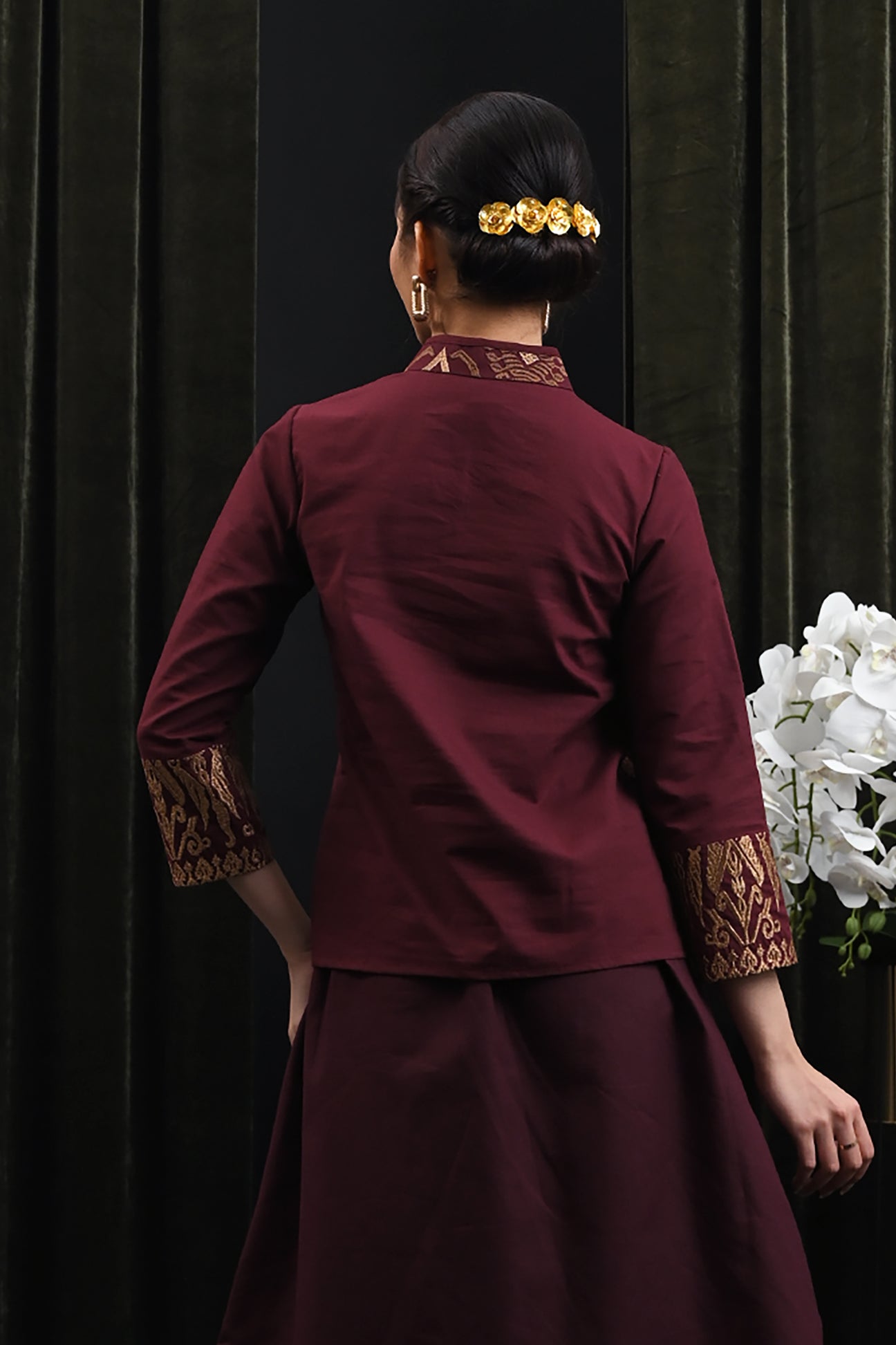 Nona Suksma T4459