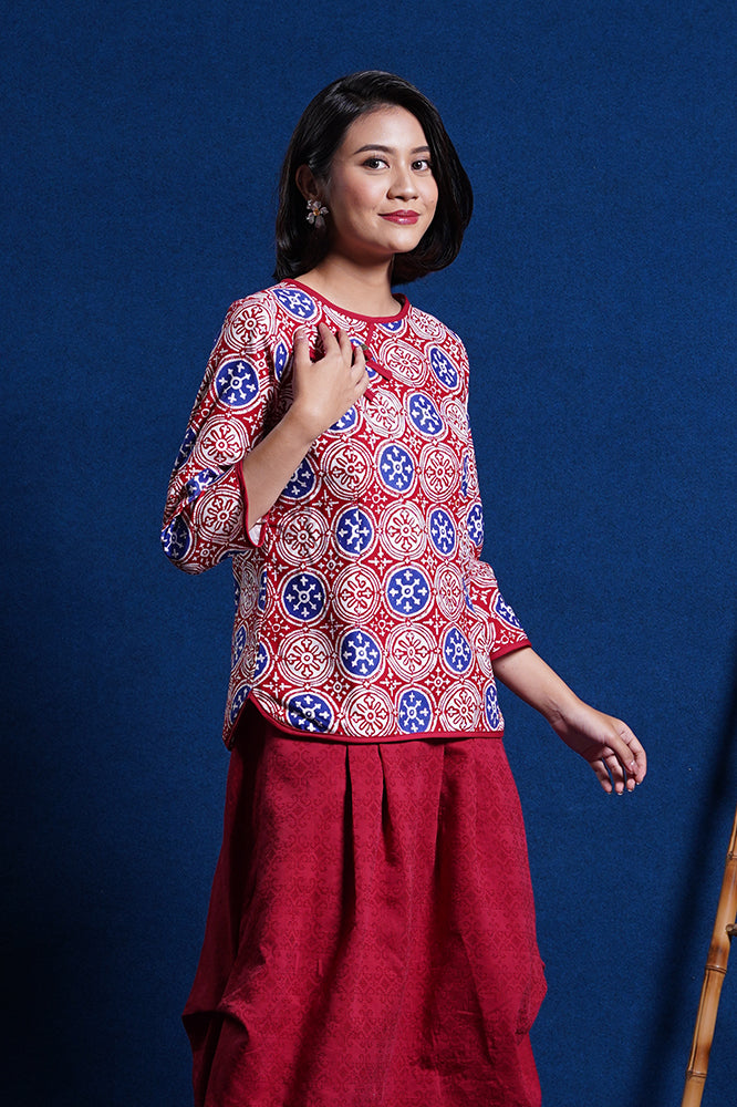 Nona Jlamprang T2683