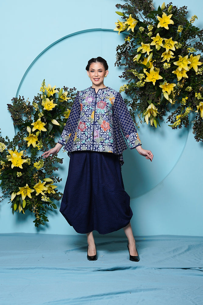 Tracy Jlamprang T2412