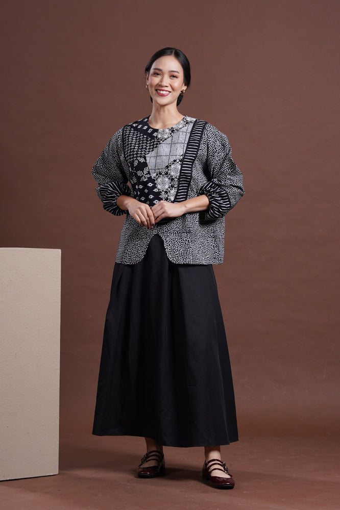 Zinia Black PART0182