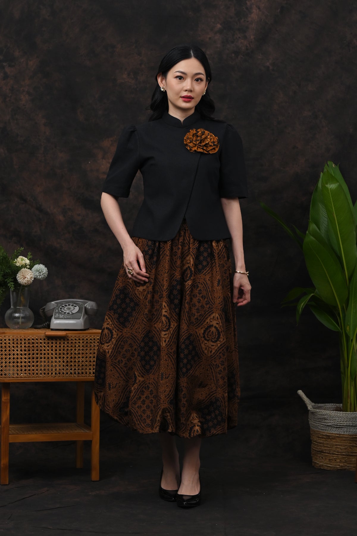 Cahaya Basic Black T6054