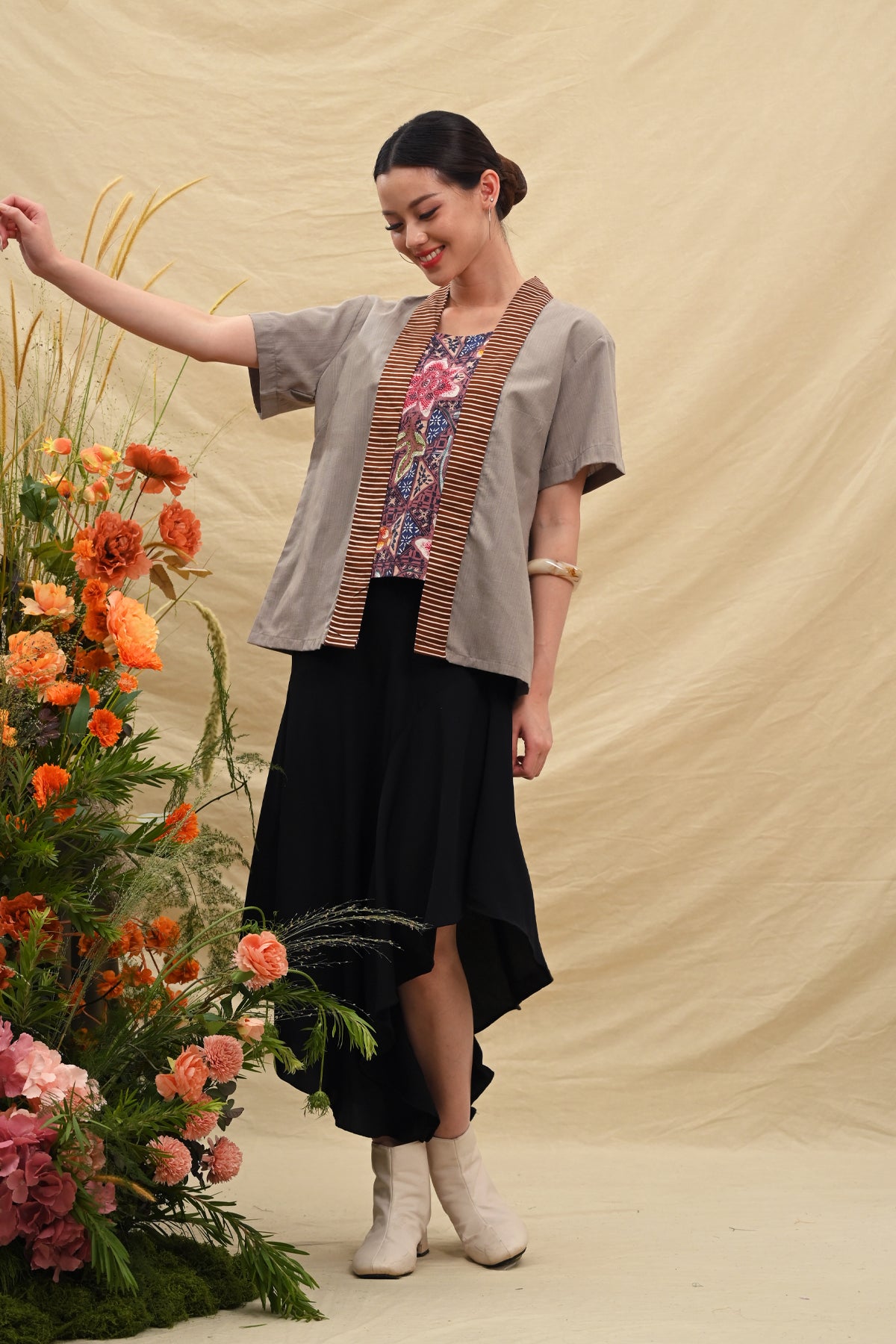 Kebaya Short Grey PART0474