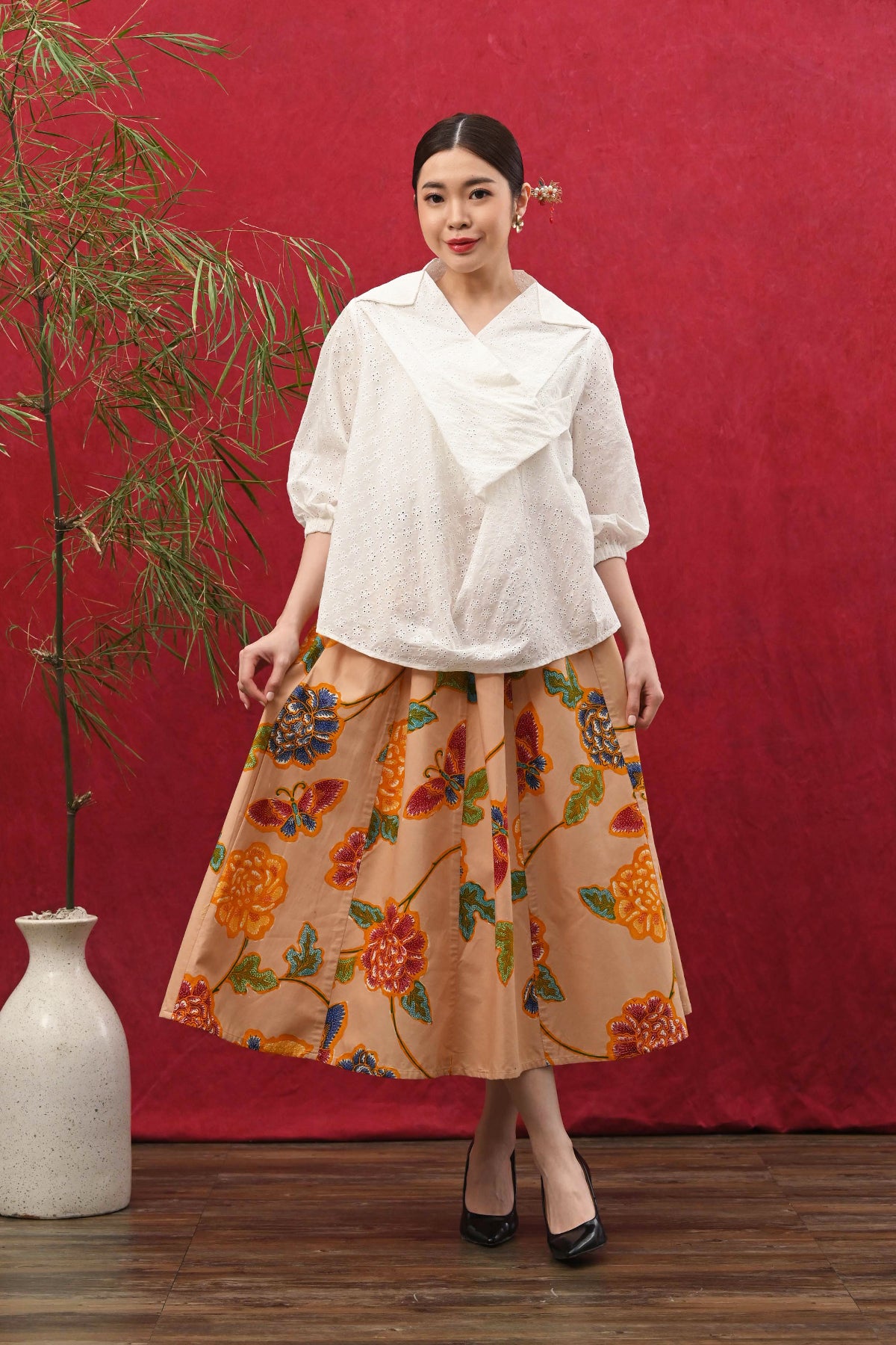Adia Basic White CNY T5239