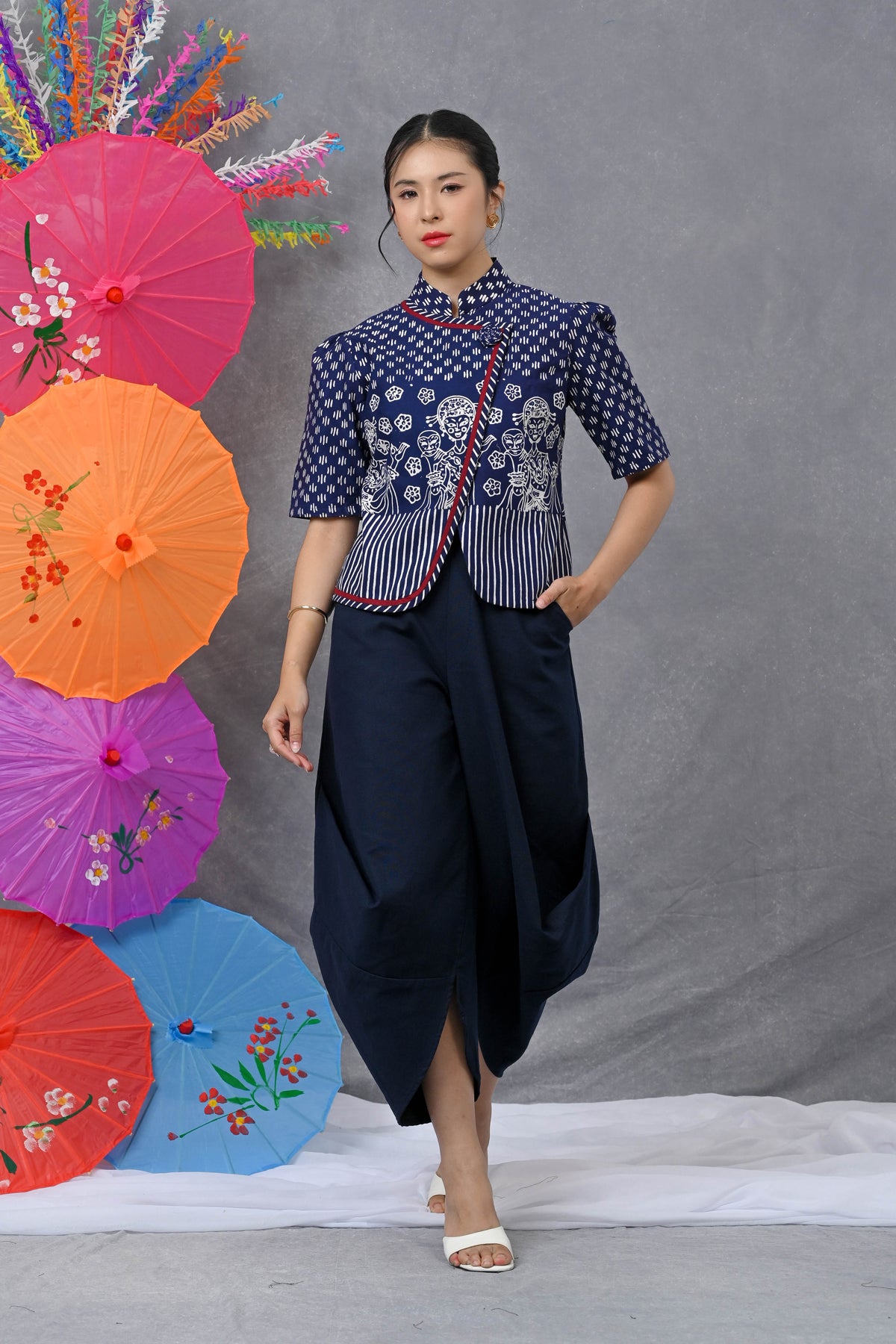Cahaya Short Garut Betawi T5923