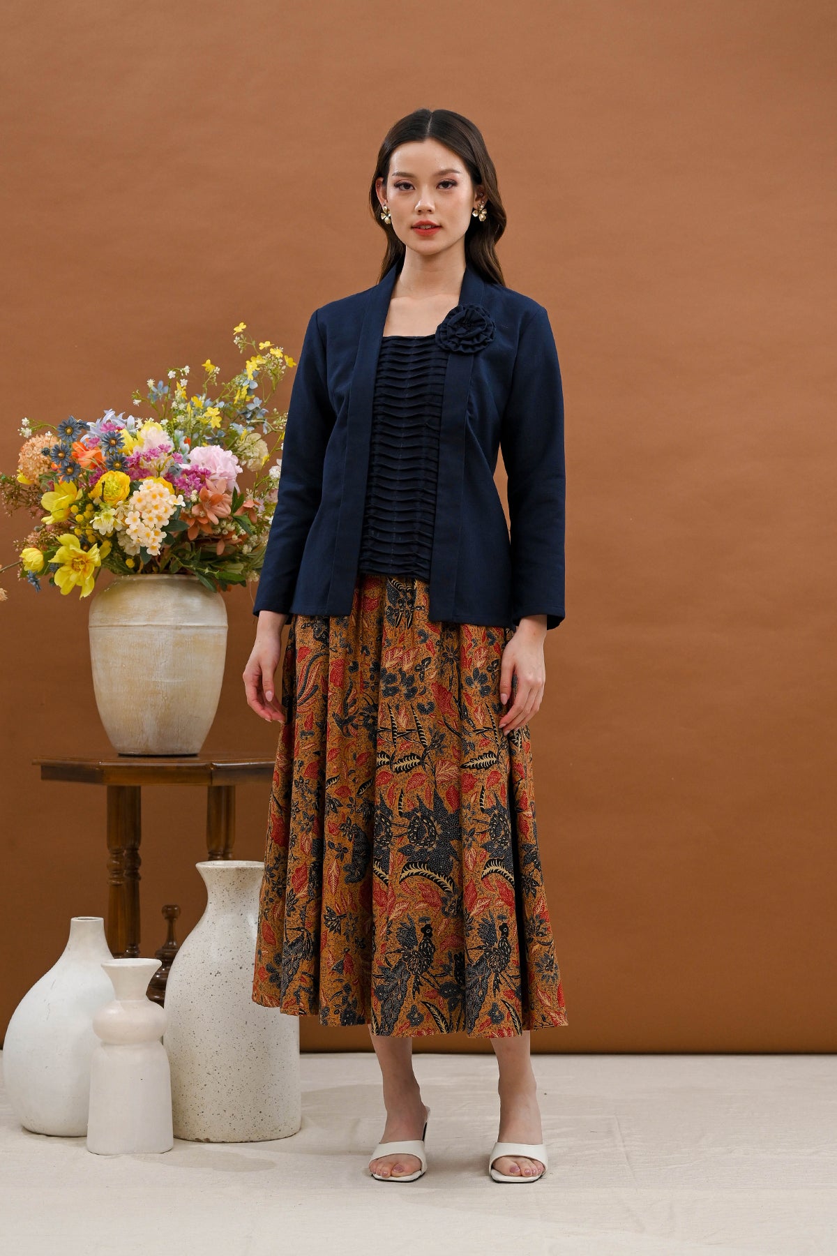 Kebaya Opnaisel Basic Blue T5530