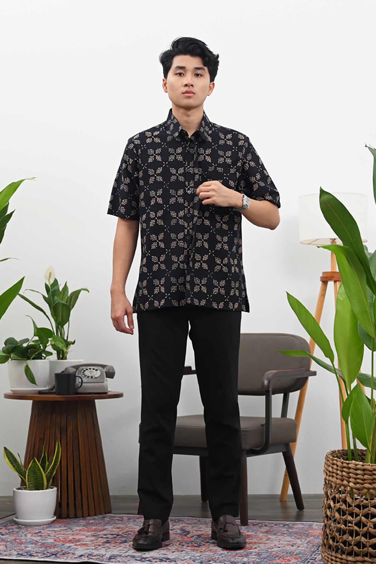 Ajna Garut Short M0317